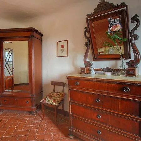 Holiday home Cosy Farmhouse With Swimming Pool And Air Conditioning